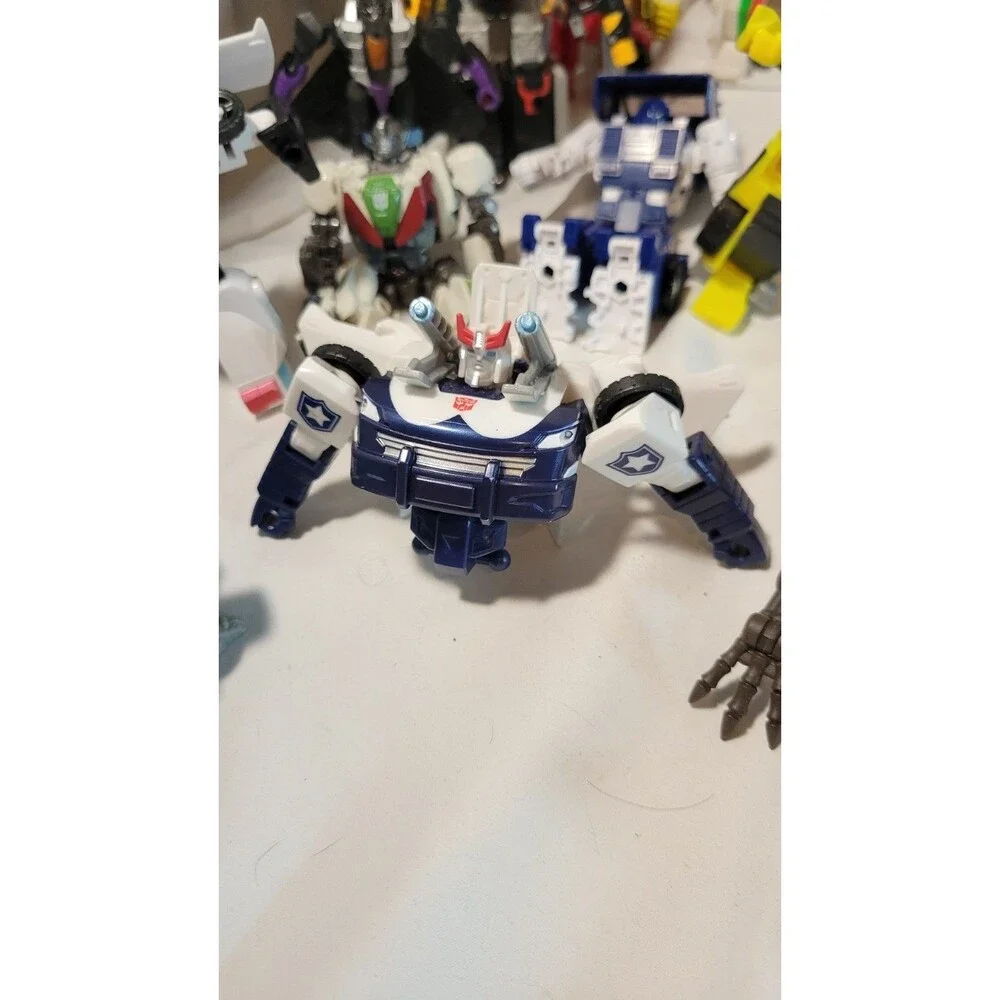 Big Transformers Figure Lot (30 Loose Figures) – Generations, Studio Series, etc